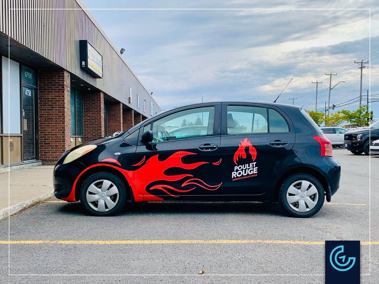 Vehicle lettering on 2007 Toyota Yaris Hatchback for Poulet Rouge's delivery service