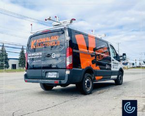 Vehicle wrap and lettering on a van 2017 Ford Transit Low Roof for Kowalski Électrique