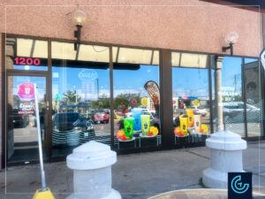 Promotional storefront window graphics with replaceable graphics designed, printed and installed for the bubble tea store L2 in Terrebonne.