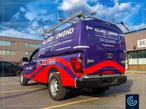 Habillage complet d'une camionnette pickup Ford F-150 2025, cabine régulière, lit long avec une boîte carrosserie de 8 pieds Spacekap Wild pour l'entrepreneur en génie climatique Allard & Emond.