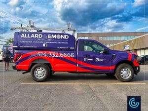 Habillage complet d'une camionnette pickup Ford F-150 2025, cabine régulière, lit long avec une boîte carrosserie de 8 pieds Spacekap Wild pour l'entrepreneur en génie climatique Allard & Emond.