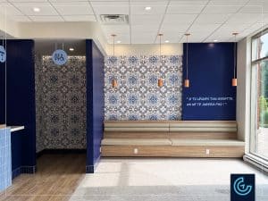 Restaurant branding wall graphics and directional signages printed and installed for the Portuguese-style cuisine restaurant franchise Emilia, branch in Ville Saint-Laurent.