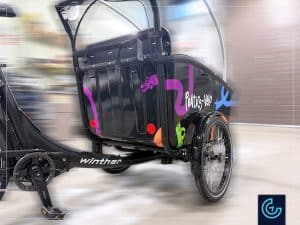 Custom wrap of a electric cargo bike, model Winther Cargoo, for the Pratico Vélo project by Dumoulin Bicyclettes.
