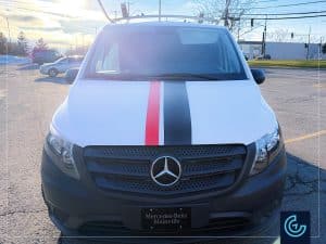 Habillage partiel et lettrage d'un fourgonnette 2020 Mercedes-Benz Metris, version cargo, pour l'entrepreneur général en construction Innovations Mancuso.