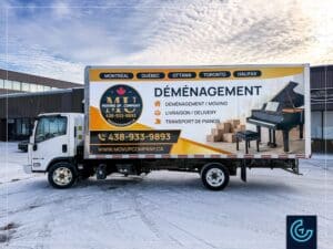 Habillage et lettrage d'un camion cargo Isuzu NRR avec une boîte de transport de 20 pieds pour Déménagement Moving Up Company.