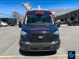 Habillage complet d'un fourgon de service d'un Ford Transit 2026, toit moyen, pour l'entrepreneur en CVC/génie climatisé Allard & Emond, avec leur nouvelle image de marque.